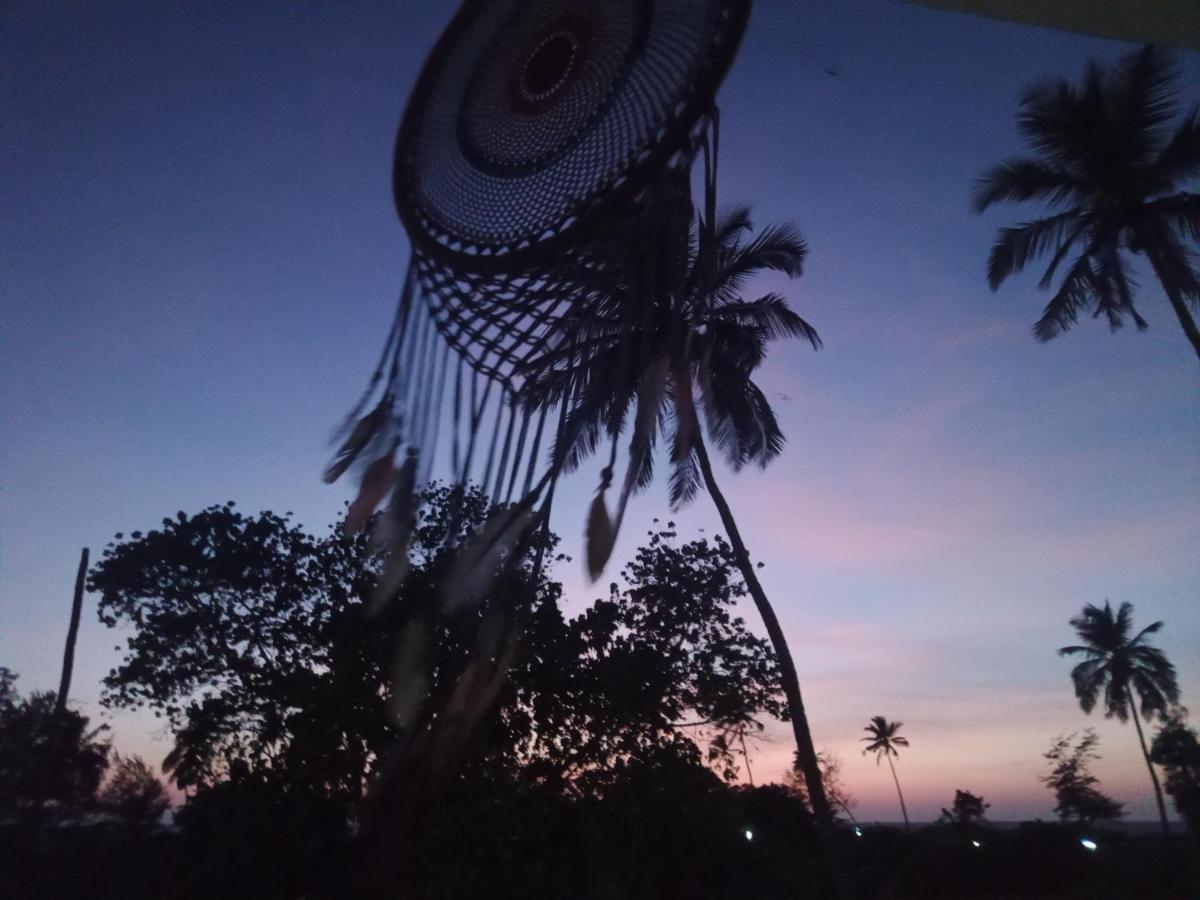 Dreamcatcher House & Hostel At Arambol Beach ภายนอก รูปภาพ